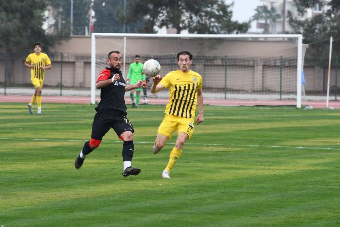 Tarsus dman Yurdu: 0 - Anagold 24 Erzincanspor: 4