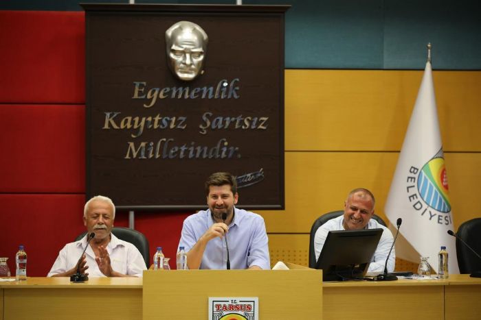 Bakan Bolta Muhtarlarn Taleplerini Dinledi