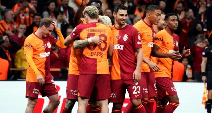 Galatasaray ampiyonluk Mana kacak