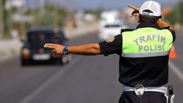 Trafik Cezalarna Byk Zam Geliyor: ’Trafik Sularnn Cezalar Dk Kald’