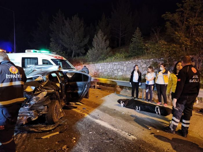Adanada 13 aracn kart zincirleme trafik kazas: 7 l, 7 yaral