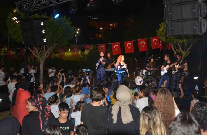 Mersin`de `Yaz Dostum Konserleri` sryor	