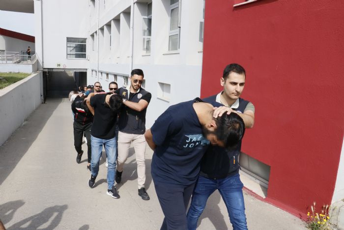 Adana’da 10 milyonluk Sazan Sarmal operasyonunda 6 tutuklama