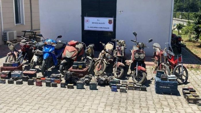 Mersin’de Yediemin Otoparklarn Hedef Alan ete Yakaland