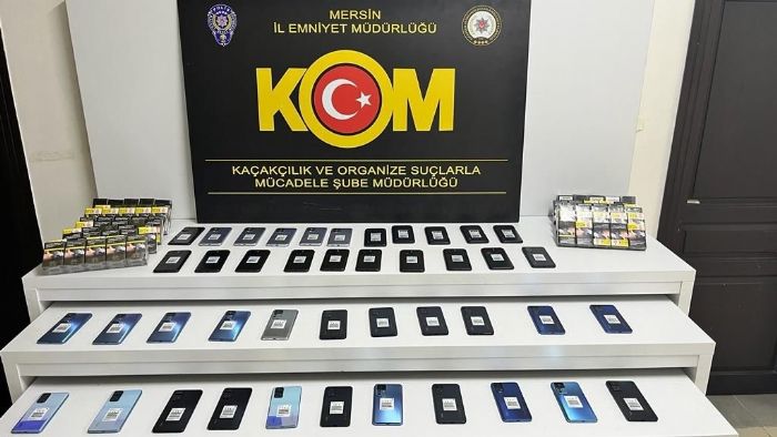 Mersin’de gmrk kaa cep telefonu ve sigara ele geirildi