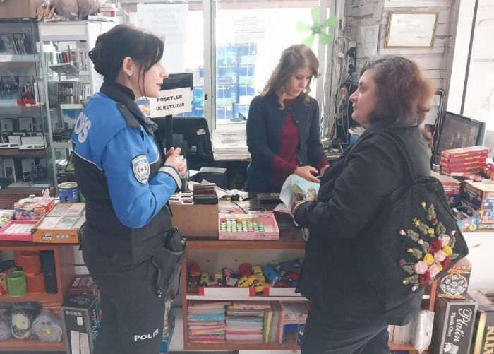 Mersin Emniyetinden Kadnlara Ynelik Bilgilendirme almas
