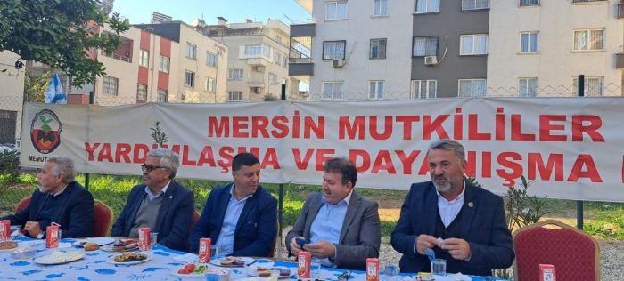 Mutkililer kahvaltda bir araya geldi