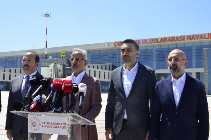 Bakan Uralolu: 