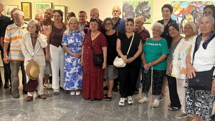 Bir Sergi, Bin Umut Mersinde: Yetikinlerden Sanata Dokunan Ziyaret