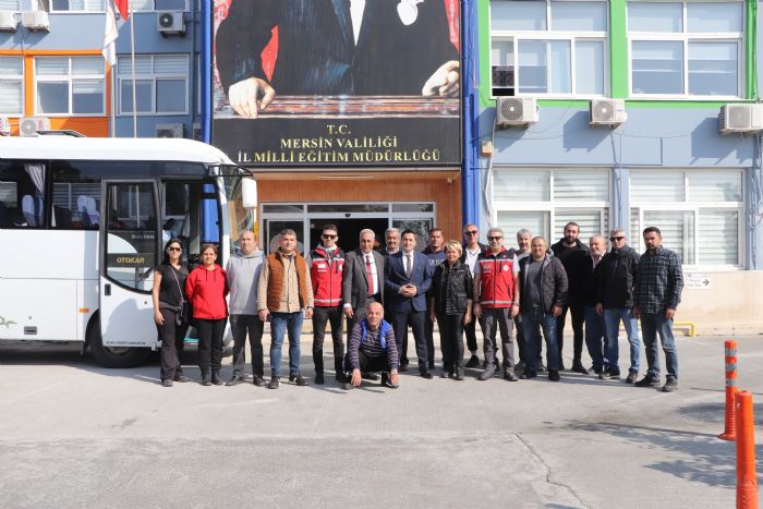 Mersin’den 15 gnll retmen deprem blgesine uurland