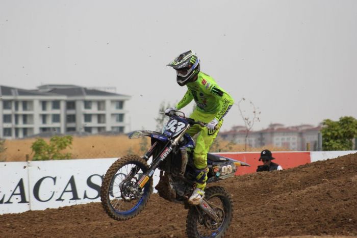 MXGP heyecan sralama yarlaryla balad